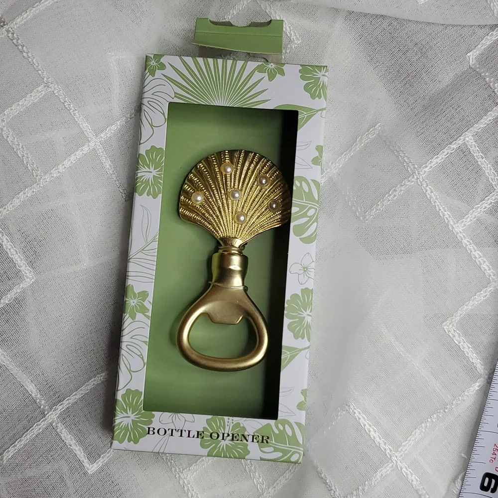 Gold Shell Bottle‎ Opener